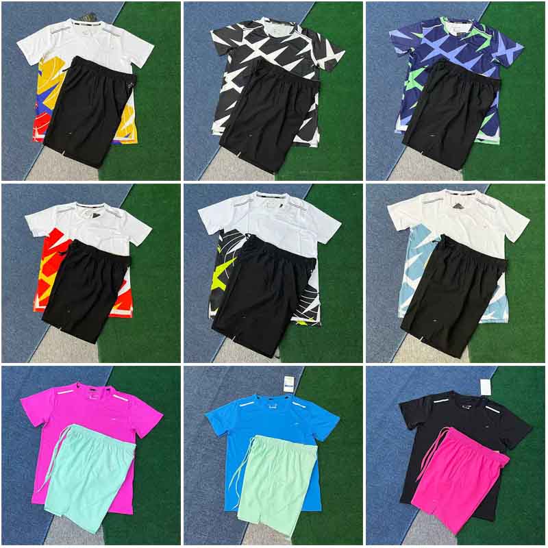 2025 Summer New Dri FIT Casual Fashion Men Summer Men Tracksuits Tech setQuick drying and breathability Men Designer T-shirt Shorts Fitness Jogger Tee