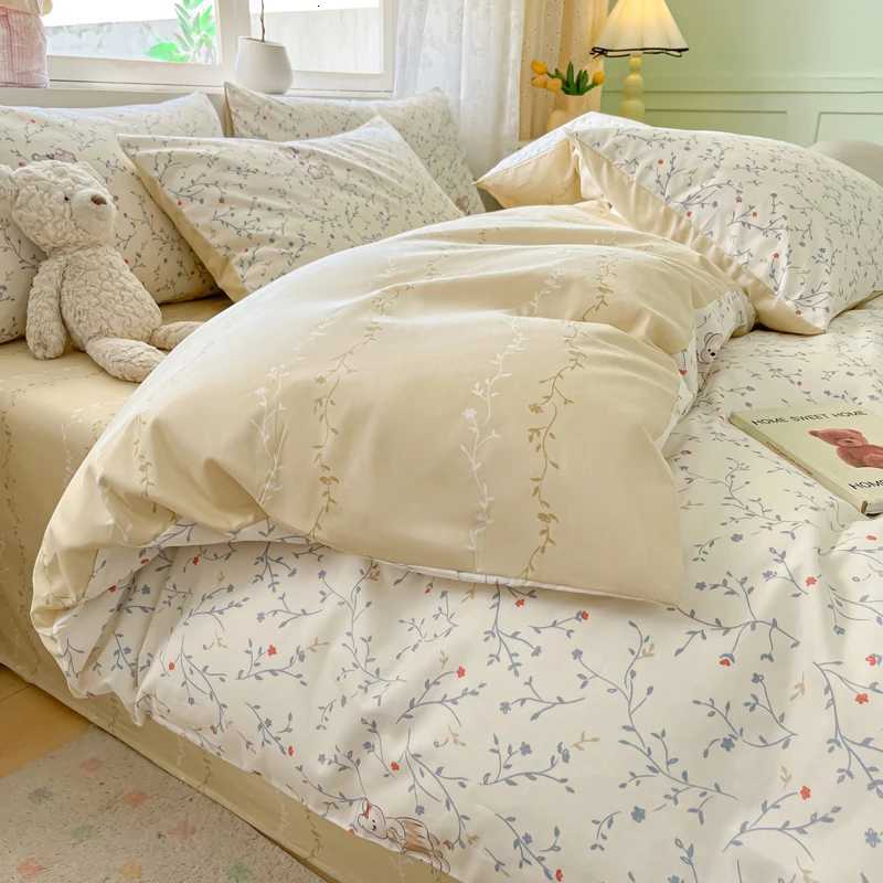 100 Cotton Luxury Duvet Cover Set with 2 cases - Elegant Breathable Bedding SetFade-Resistant Multiple SizesM251118