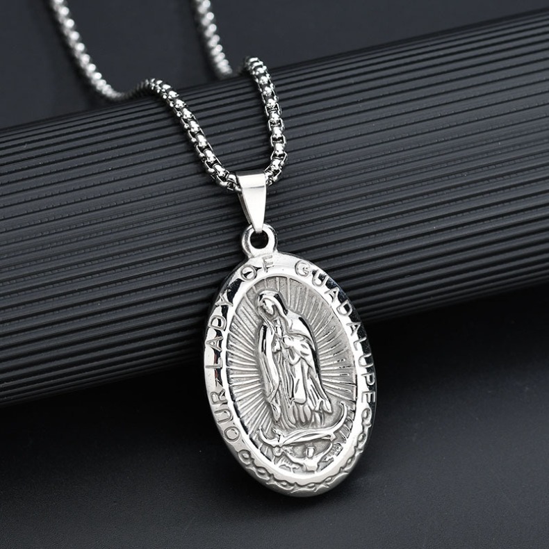 Saint Christopher Virgin Mary Lady of Guadalupe Necklace for Men Women Stainless Steel Religious Jewelry Medal Oval Shaped Pendant Amulet Jewelry Gift