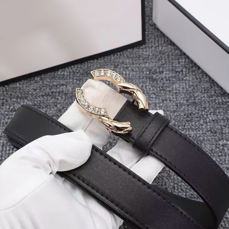 Top gold Leather Cowgirl Fashionable women Designer Garter Belt For Women wrap belts Colours Buckle Metal buckle leisure Black Belts With Box