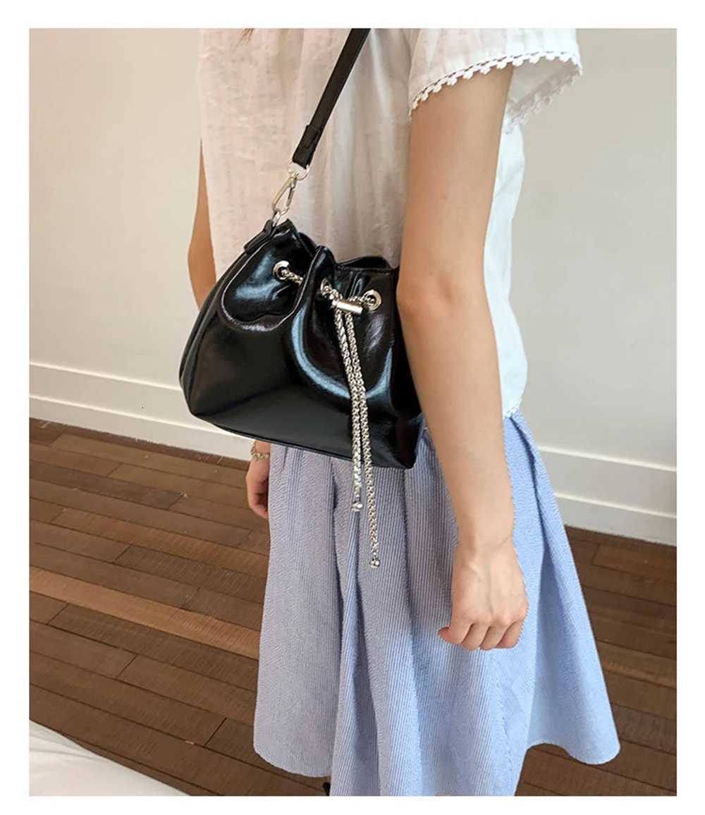 Drawstring Chain Mini Bucket Bag Womens Summer Solid Color Trendy Shoulder bag fashion PU Leather Female Crossbody BagsW251118