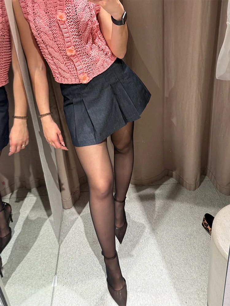 Casual Solid 3D Flower Women Knitted Vest O-neck Sleeveless Single Breasted Slim Female Tank 2025 Spring Fashion Lady Vests 250417