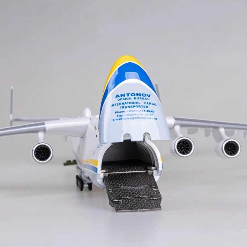 1/200 Scale Antonov AN-225 Transport Aircraft Airplane Model Plane Aviation Toys Games Aeroplane Plastic Metal Miniature Play C251118