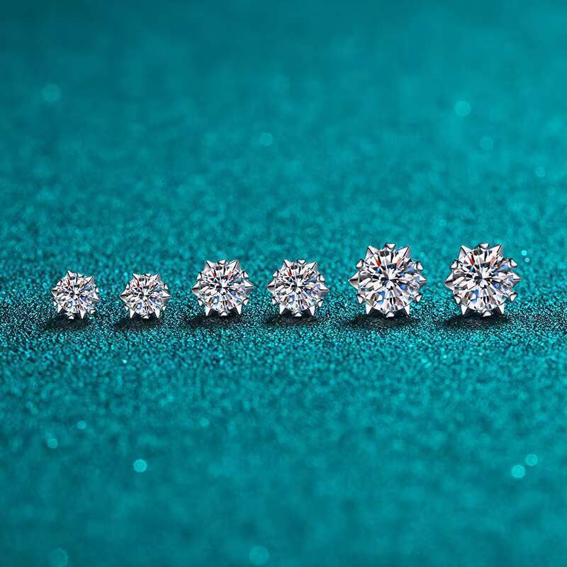 DHCollections Moissanite Stud Earrings Sterling Sier Snowflake Design Passed Dia Test 0.5-2 Ct Perfect Cut for Women Men Hypoallergenic Jewellery Pair
