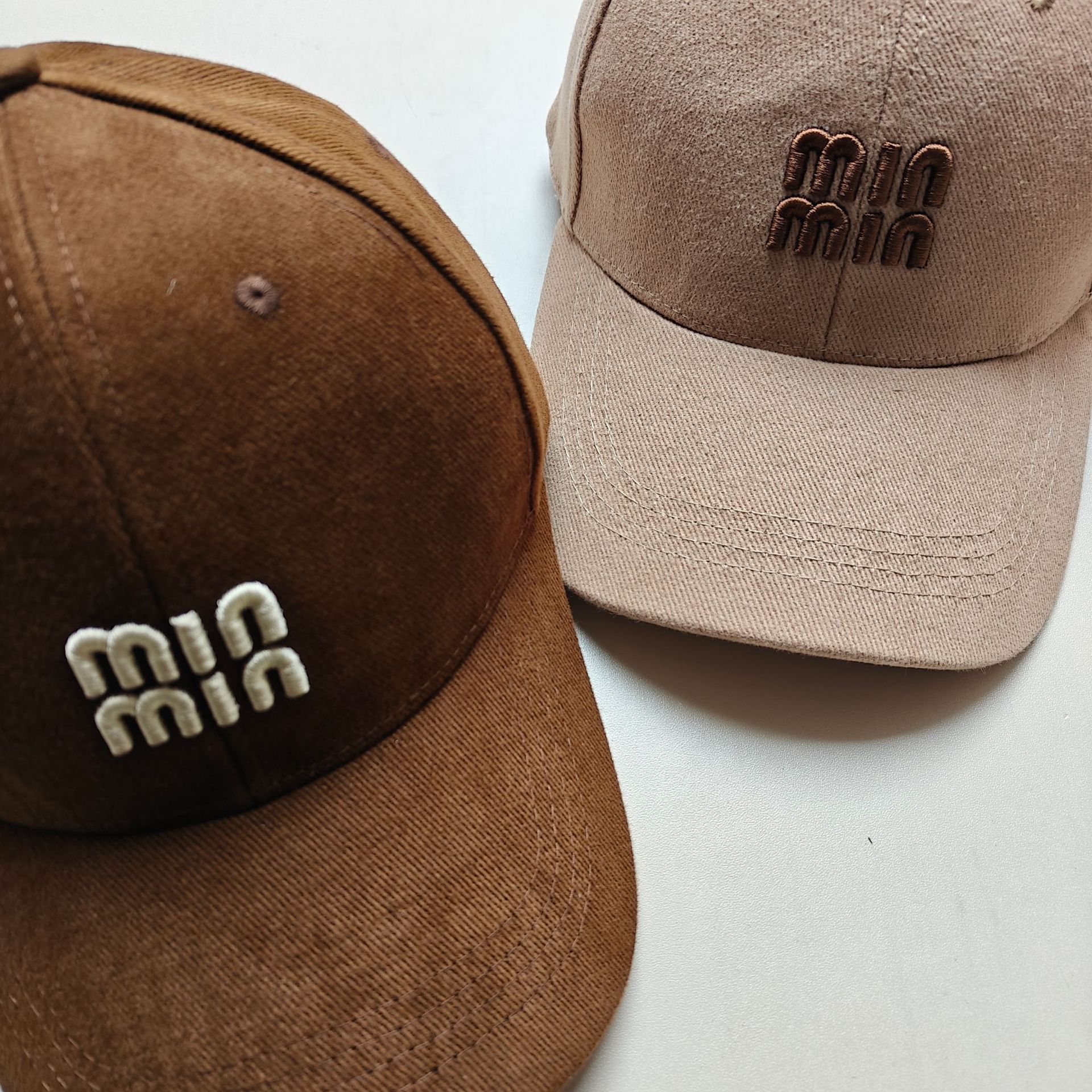 Designer hat free shipping 2025 new fashionable embroidered letter baseball cap UV resistant duckbill cap for women