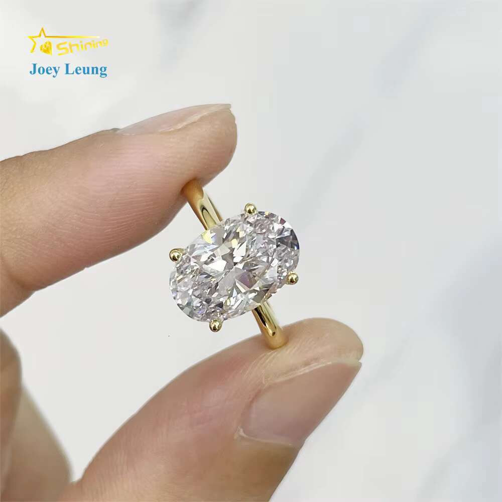 Gorgeous Sier Gold Plated Jewelry Iced Out Classic Solitair Big Oval Cut Engagement Ring for Women