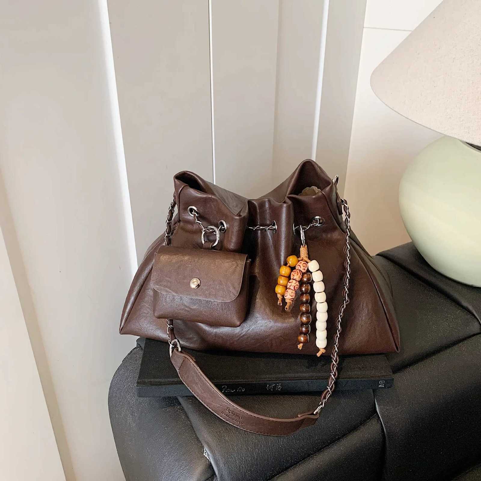 2025 New Trendy Versatile Handbag Niche Drawstring Design Bucket Bag High-end Crossbody BagW251118