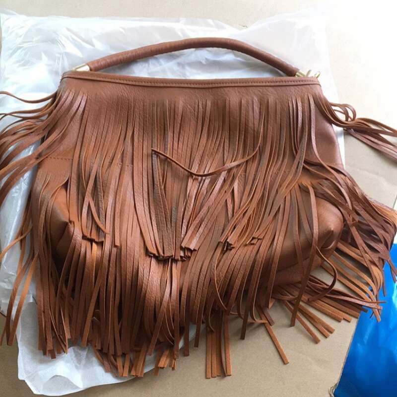 Boho Style Tassels Crossbody For Women 2025 Casual Fringes Shoulder Bag Zipper Large Capacity Soft Leather