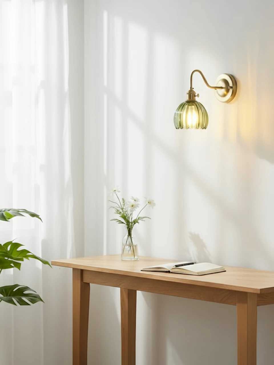 Japanese Retro Floral Glass Wall Lamp Modern Simple Bedside Lamp for Bedroom Study Led Mirror Light Nordic Wall Sconce M251118