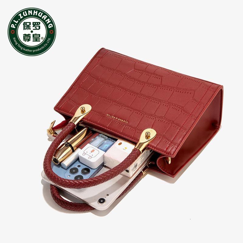 2025 New Paul's Little Bride Red Wedding Mom Fashion Casual Handbag Large Capacity Single Shoulder Handbag Crossbody Bag, Commonly Used By Grandm