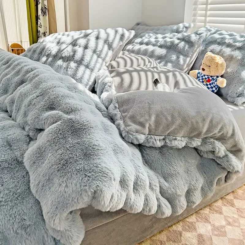 4pcs High End Rabbit Plush Bed Four Piece Set Winter Thick Warm Bubble Velvet Cover Set Lace Bed Sheet Skirt cases BeddingM251118