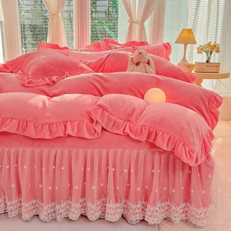 2024 hot solid color Korean version lace bed skirt kit flannel quilt cover thickened warm four-piece setM251118