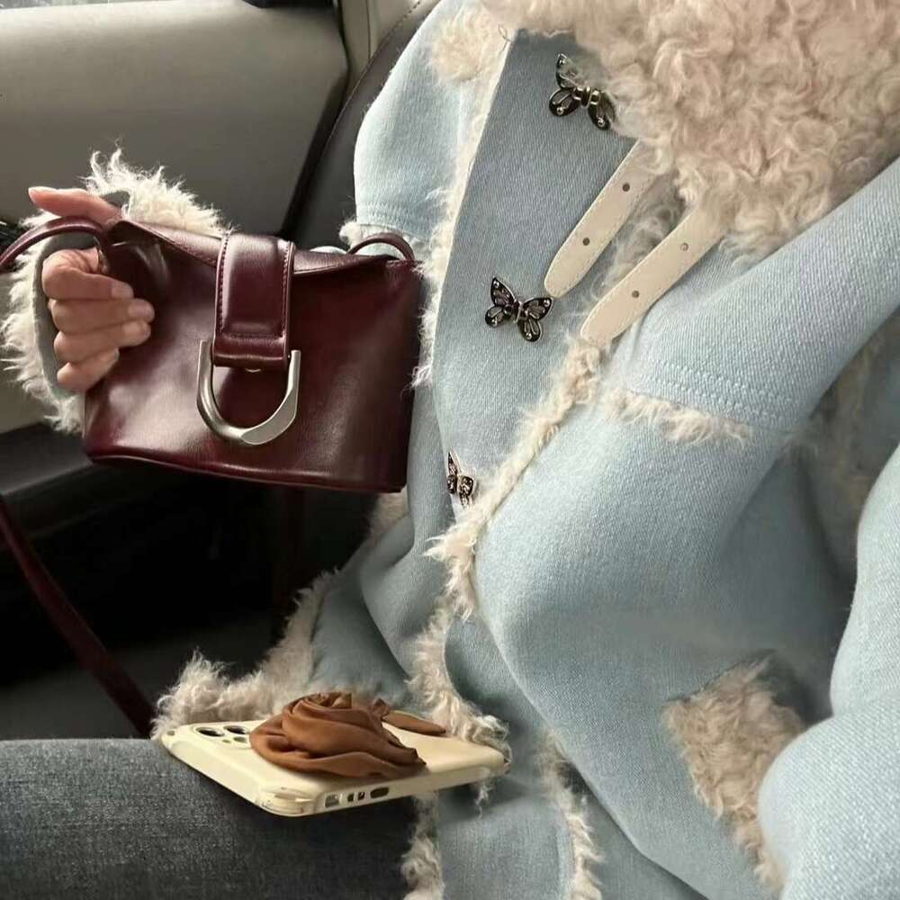 Korean Style PU Leather Retro Bucket Fashion Design Flap Crossbody Bags Solid Color Shoulder Versatile Saddle Bag Travel