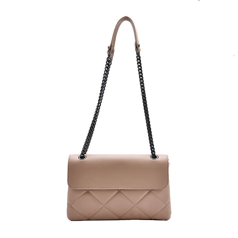 2025 new fashionable high-end diamond grid women's crossbody bag, simple and versatile chain single shoulder armpit bag