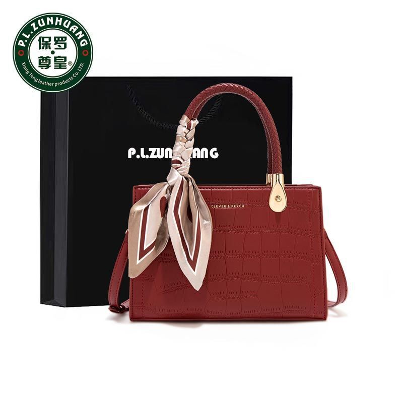 2025 New Paul's Little Bride Red Wedding Mom Fashion Casual Handbag Large Capacity Single Shoulder Handbag Crossbody Bag, Commonly Used By Grandm