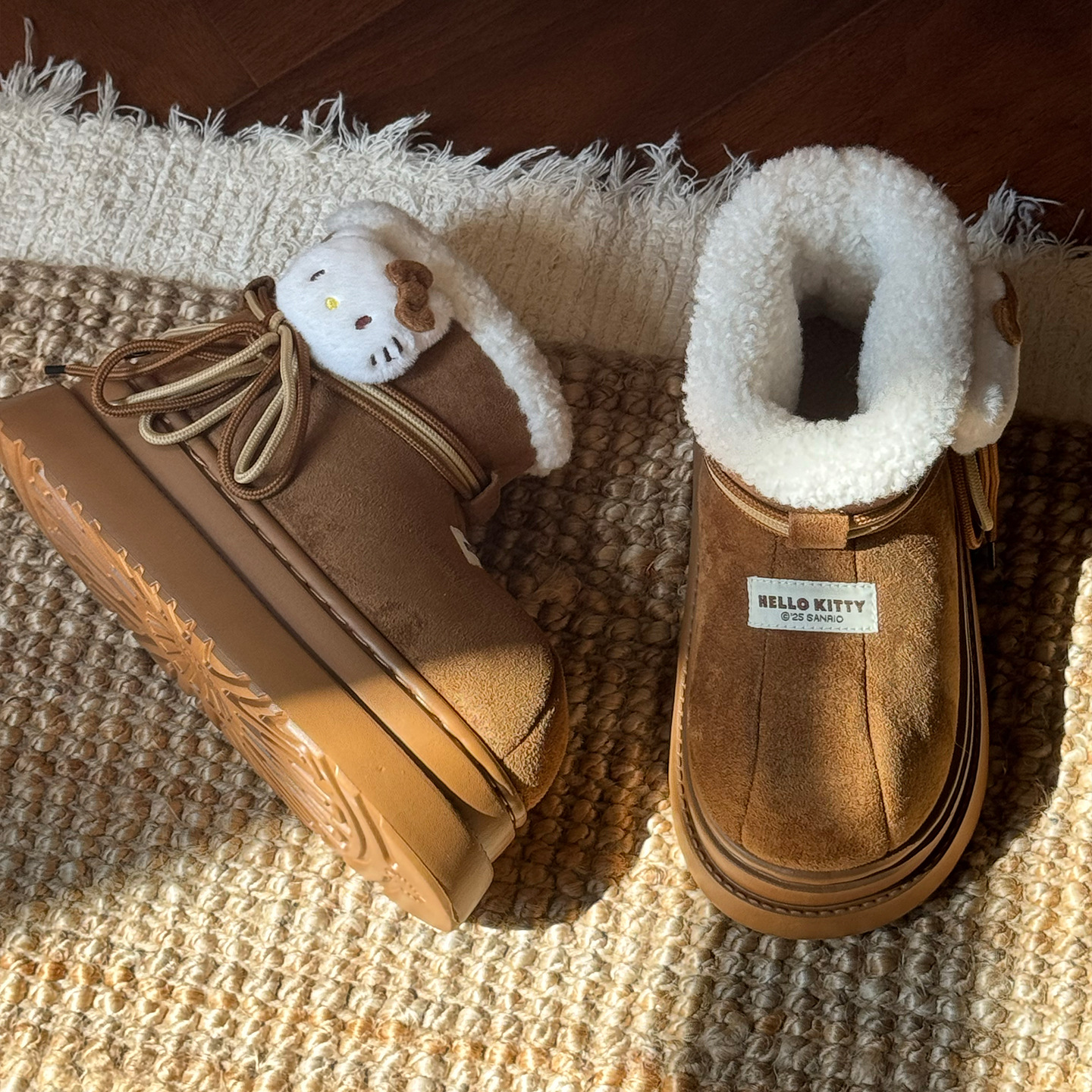 Free shipping, fashionable and versatile winter daily wear, thick-soled, height-increasing, anti-slip, suitable for outerwear, warm fleece snow boots 