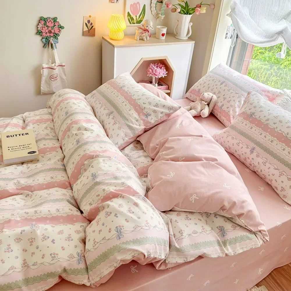 2024 New Simplicity Fresh Style 100 Cotton Four-piece Set Cotton Quilt Cover Sheet and case Home Decorations Bedding SetsM251118