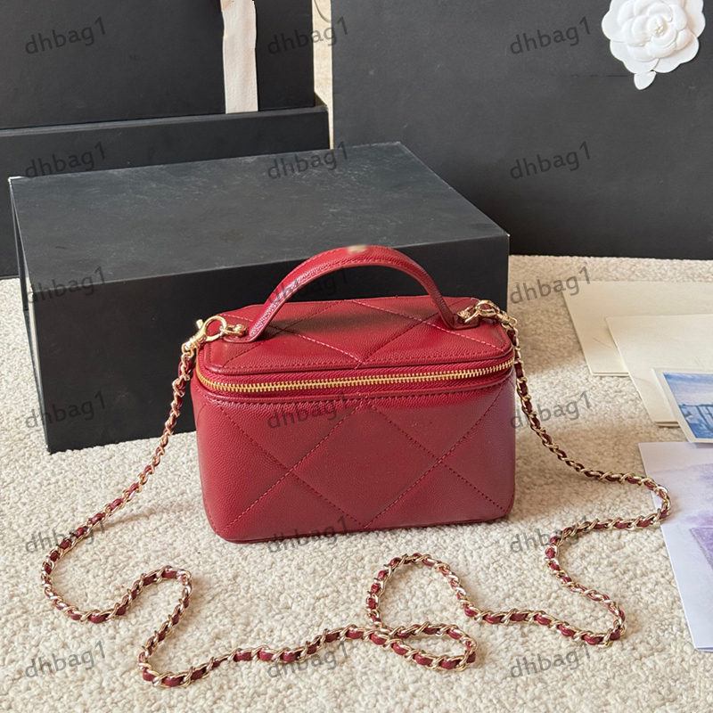 Retro Luxury Handbag Cosmetic Bag Designer Ladys Shoulder Bags Calfskin Large Grid Pattern Gold Hardware Metal Buckle Matelasse Chain Crossbody Mirror Purse 20cm