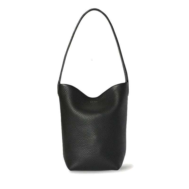 New Bucket With High-End Feel, Niche Rodeo Tote Bag, Large Capacity Leather, Simple And Fashionable Shoulder Bag For Women