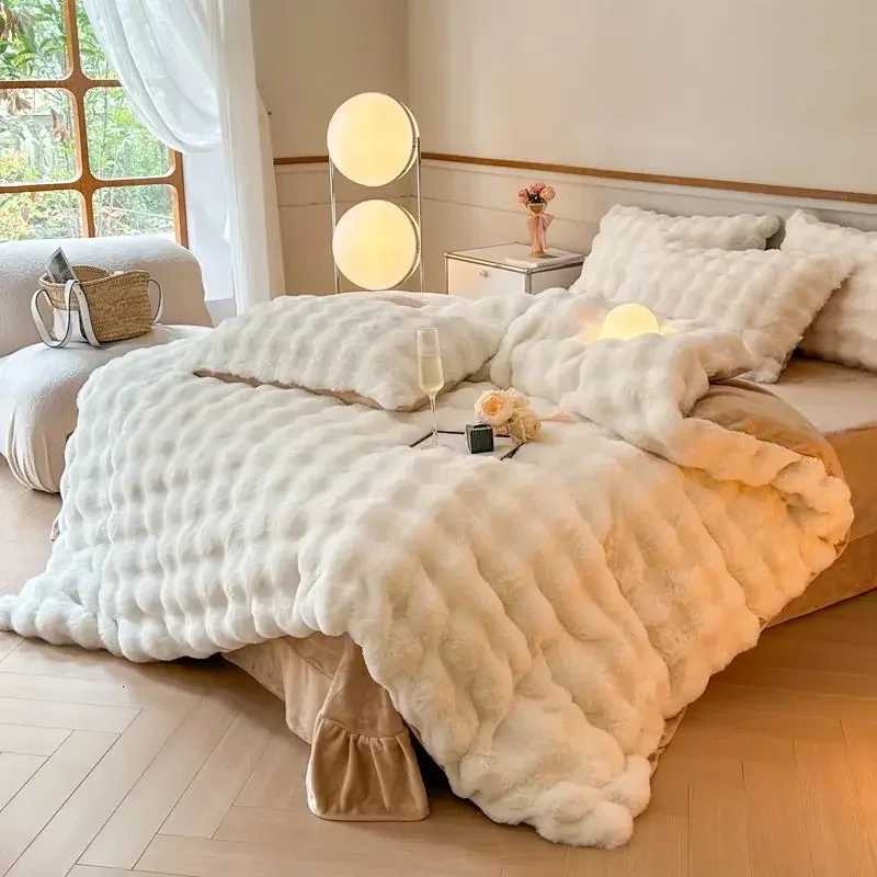 4pcs High End Rabbit Plush Bed Four Piece Set Winter Thick Warm Bubble Velvet Cover Set Lace Bed Sheet Skirt cases BeddingM251118