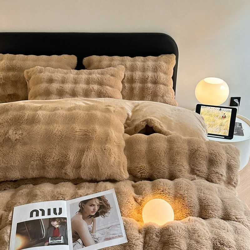 Rabbit Fleece Four-piece Set Milk Fleece Bed Sheet Quilt Cover Winter Thickened Flannel Fleece Double Single Bed Three-piece SetM251118
