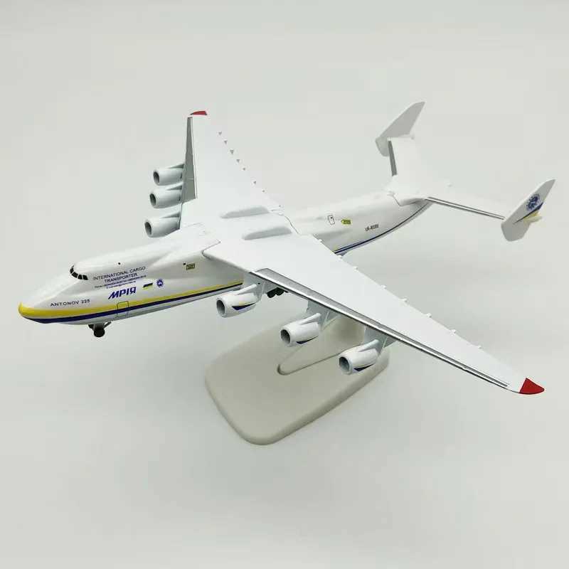 20CM 1400 Scale Ukraine Antonov An225 Transport Airplane Diecast Model With Base And Landing Gear Aircraft Collection Display C251118