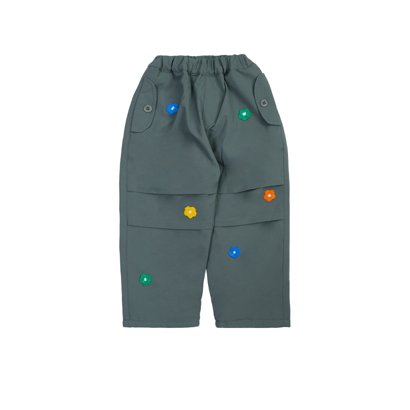 Kids' Mountain Style Embroidered Pleated Cargo Pants, Water-Repellent Textured Outdoor Multi-Pocket Trousers, New Season Hiking & Daily Wear 25AG