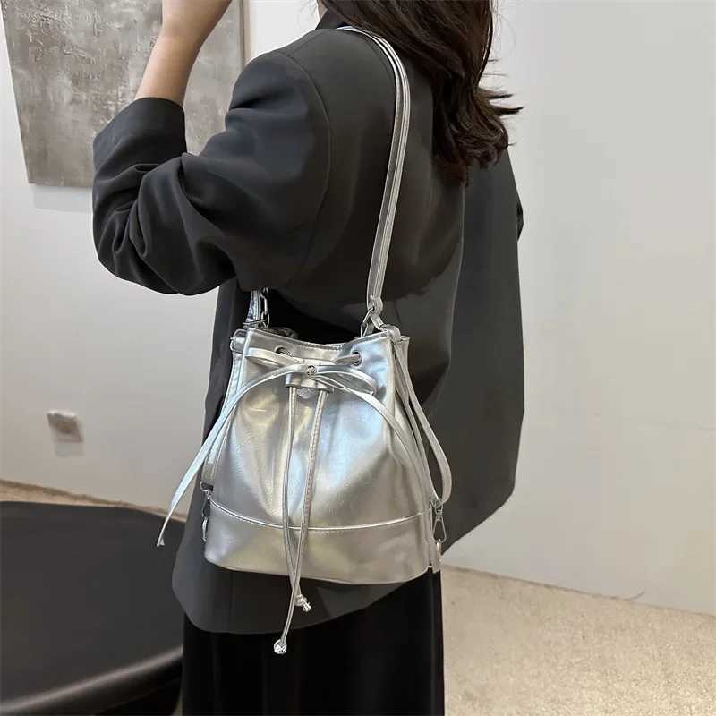 New Casual Backpack Drawstring Bucket Bag Fall New Style Versatile Leisure Double Shoulder Bag for Class Trendy Minimalist StyleW251118