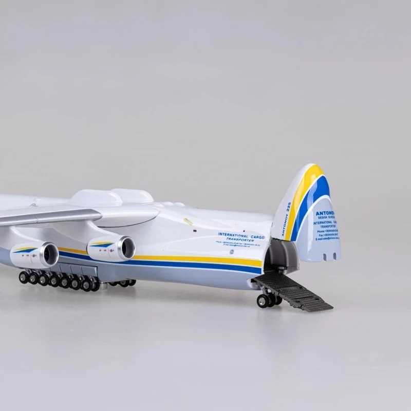 1/200 Scale Antonov AN-225 Transport Aircraft Airplane Model Plane Aviation Toys Games Aeroplane Plastic Metal Miniature Play C251118