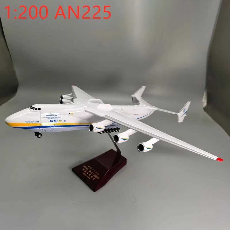 1/200 Scale Antonov AN-225 Transport Aircraft Airplane Model Plane Aviation Toys Games Aeroplane Plastic Metal Miniature Play C251118