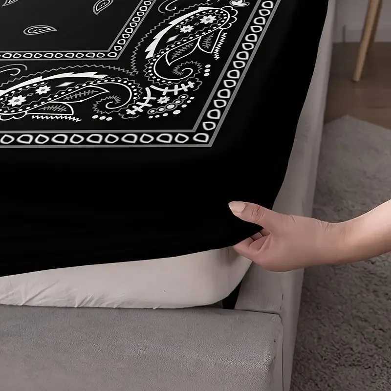 Black Paisley Mandala Fitted Sheet Set Bohemian Style Mattress Covers Soft Breathable With Deep Pocket for BedroomM251118