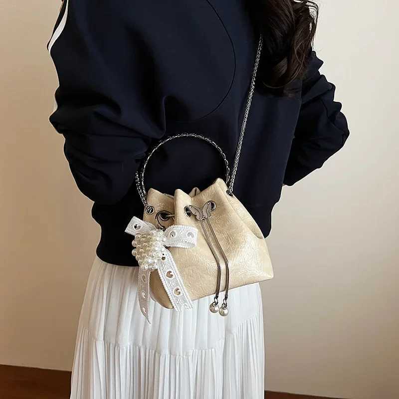 Summer Solid Color Mini Chain Crossbody Bag High-Grade Sense Soft Leather Drawstring Bucket Bags Lady Fashion HandbagsW251118