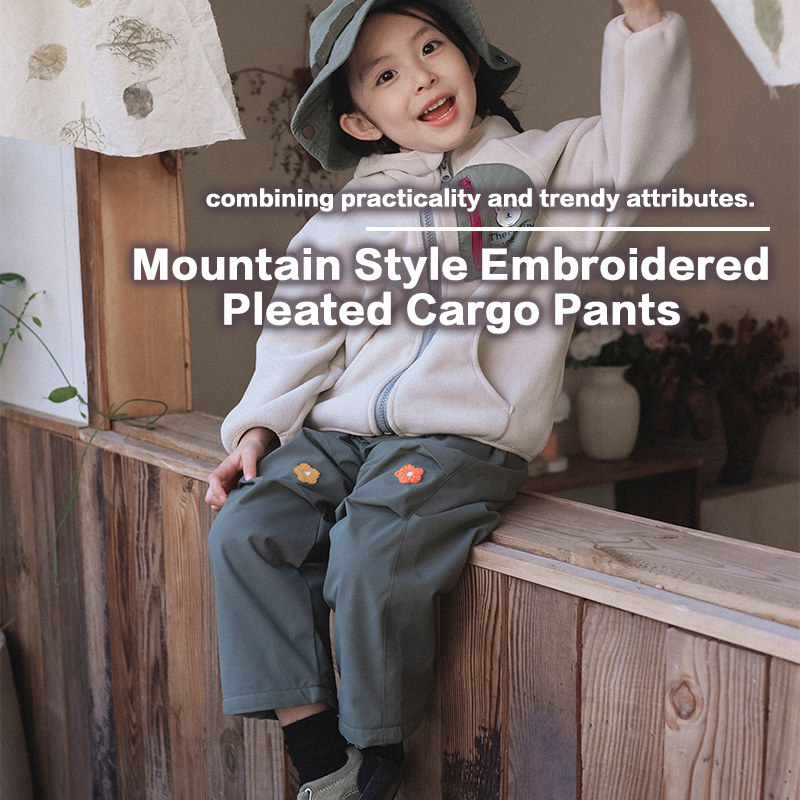 Kids' Mountain Style Embroidered Pleated Cargo Pants, Water-Repellent Textured Outdoor Multi-Pocket Trousers, New Season Hiking & Daily Wear 25AG