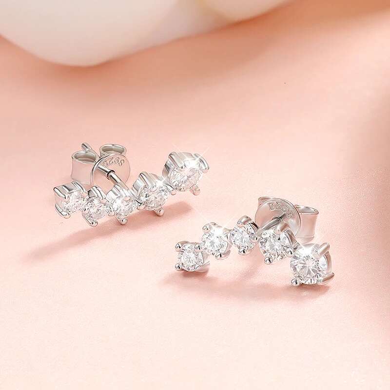 Smyoue 1.16cttw Gradient Gem Full Moissanite Stud for Women Sparkg Party Jewelry Earrings Sterg Sier GRA