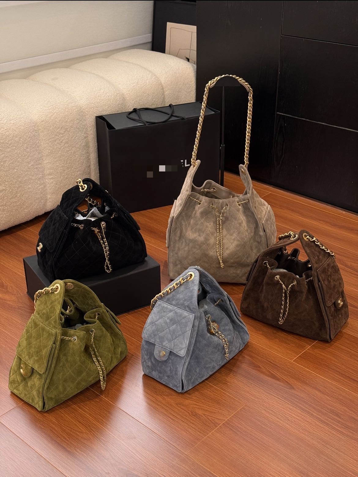 Women designer fashion Bag Bucket Bags High Quality makeup bags Lingge frosted leather chain bucket bag outdoorGenuine Leather shoulder bag