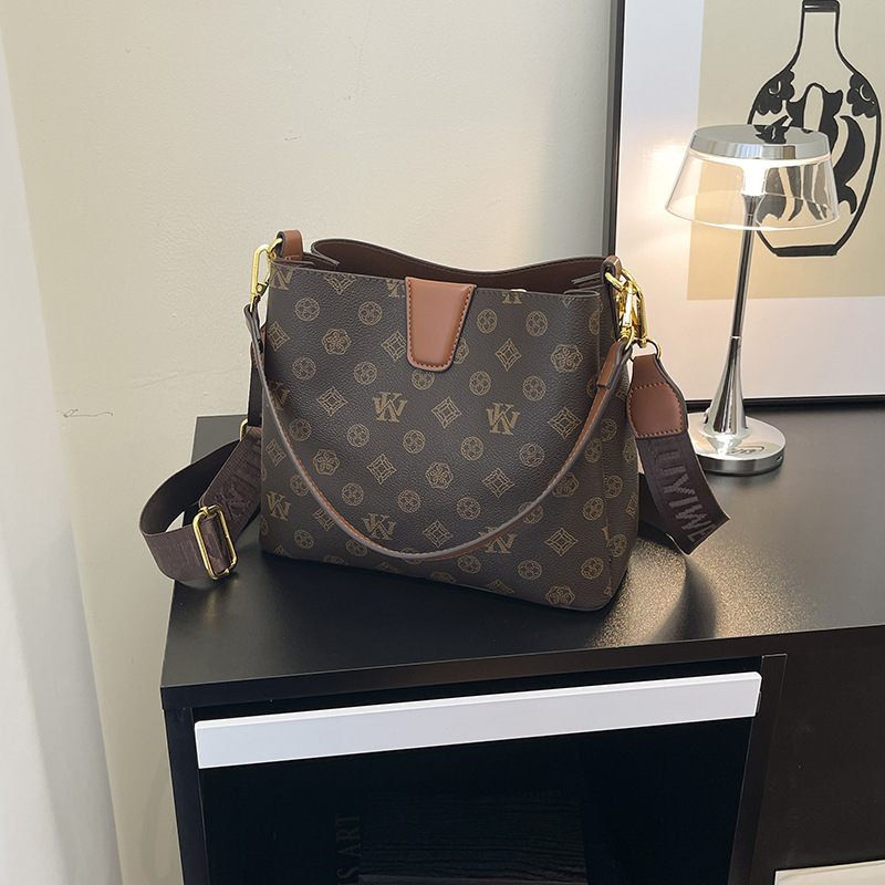 WK Fashionable armpit bag female new high sense small crowd pillow bag female shoulder slant cross bag tote bag Shopping Tote Shoulder Bag High-Qualit