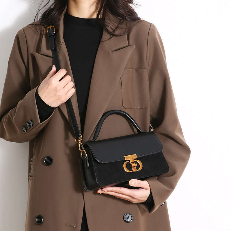 High end 2023 New Autumn/Winter Versatile One Shoulder Crossbody Women's Handheld Small Square Bag