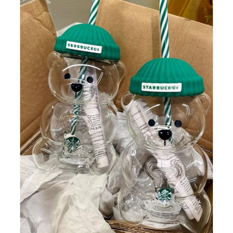 Star bucks new green bear glass cup with straw, 20oz transparent bear straw cup with green lid, suitable for juice, milk tea, Perfect holiday gift Christmas/New Year gift.