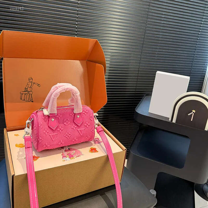 Designer lvslys bag Luxury pillow Shoulder handbag mini bag lvtlys Classic Unisex Bags Women Leather Denim pink Crossbody Bag Purses luxury Wallets lvsity bag 3cd