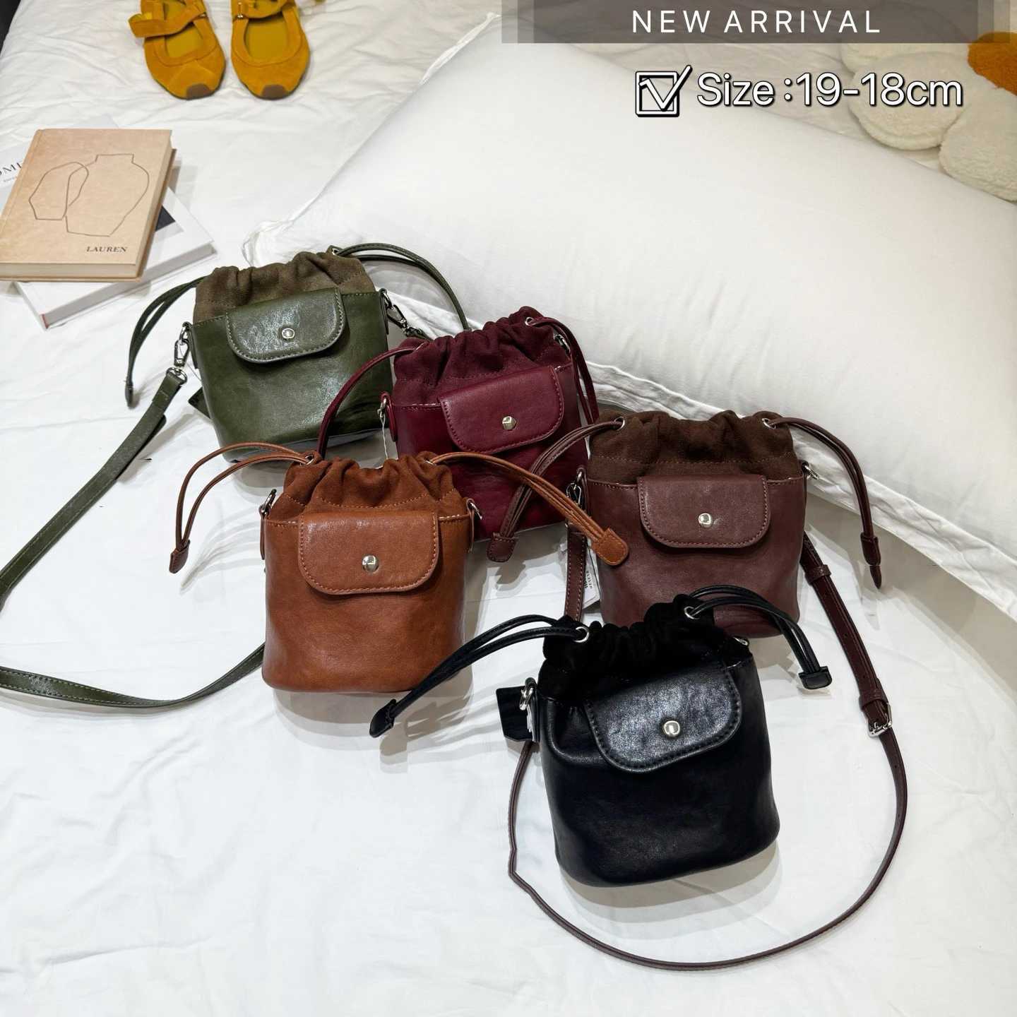 Retro PU Leather Drawstring Bucket Bag Womens New Versatile Commuter Crossbody Bag Exquisite Single Shoulder Soft Small BagW251118