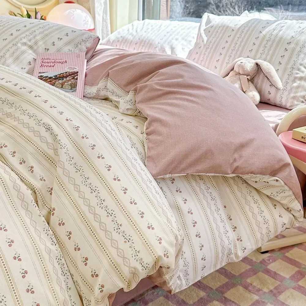 2024 New Simplicity Fresh Style 100 Cotton Four-piece Set Cotton Quilt Cover Sheet and case Home Decorations Bedding SetsM251118