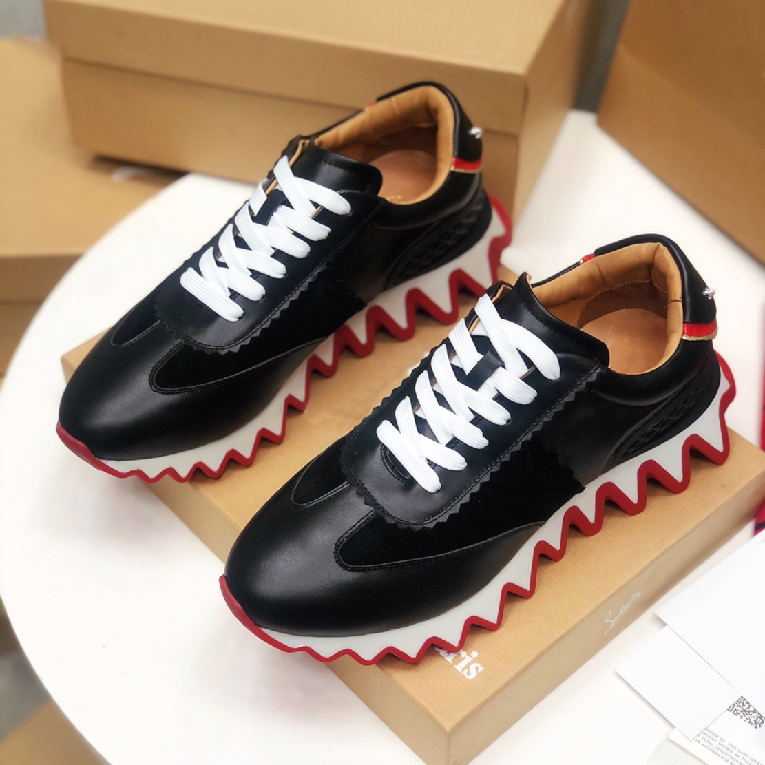 Sneakers Designer Outdoor Couple Sports Shoe Men Women Brands Casual Shoes Fashion Trainers red bottoms Christian Louboutins loubitons 1JCB