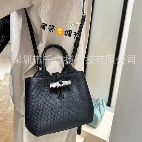 Mini Roseau Handbag High-Quty New Bamboo Node Hot Casual Womens Crossbody Bag New Cow Leather Fashionable Shoulder Bagc250417 Classic bags