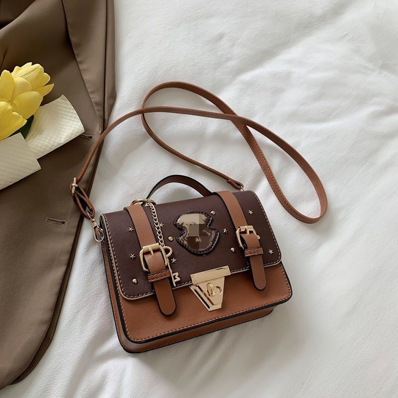 Portable Cambridge Messenger Bag with Hogwarts Theme