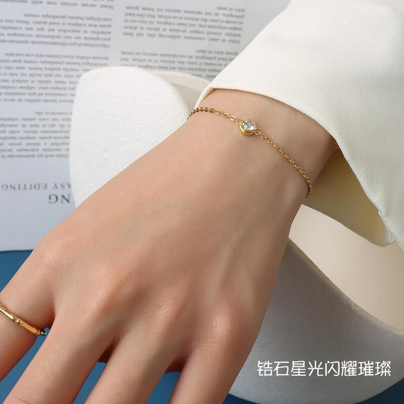Personalized Ins style, simple and niche design, titanium steel gold-plated inlaid single dia jewelry, women's bracelet accessories