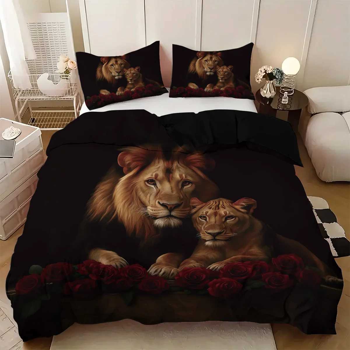 3 pieces are lion animal printed down duvet covers 1 down duvet cover2 cases no core Soft and comfortable bedding setM251118