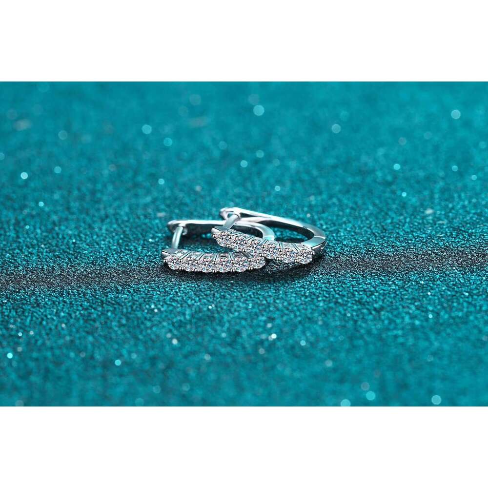 DHCollections 925 Silver Hoop Earrings with Classic Sparkle Stones for Women Minimalist Daily Wear