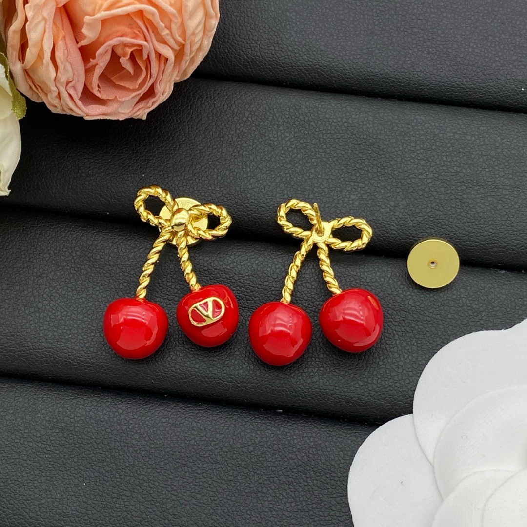 High Quality Copper Earrings Eardrop Red Cherry Geometric Women's Round Earrings Classic Designer Letter Stud Earring Wedding Party Jewerlry Gifts
