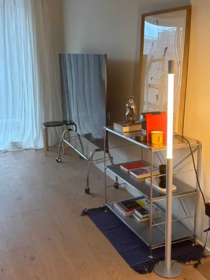 Italian Minimalist Floor Lamp Artistic Sense Sofa Side Decorative Lamp Touch Stretching Vertical Lamp LED Desk Light M251119