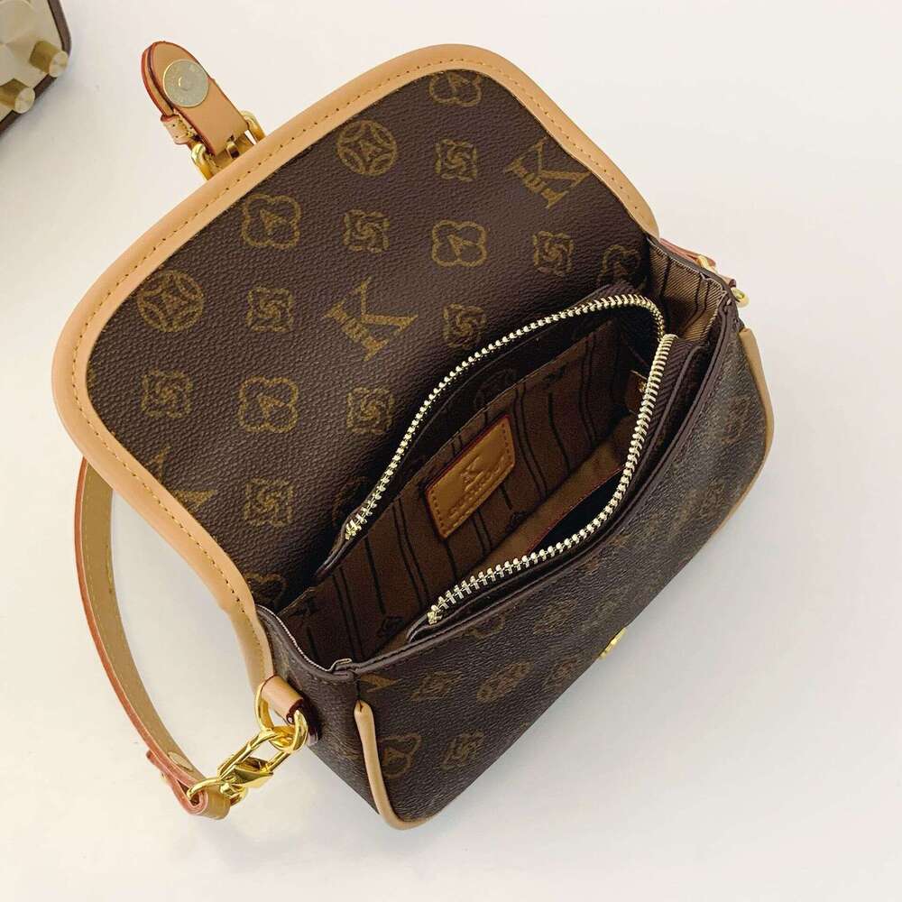 Women's spring and summer new with high-end printed shoulder versatile small square bag, trendy crossbody bag for women